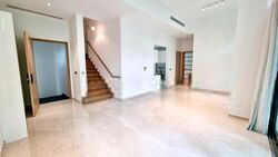 Holland Road (D10), Terrace #495784231